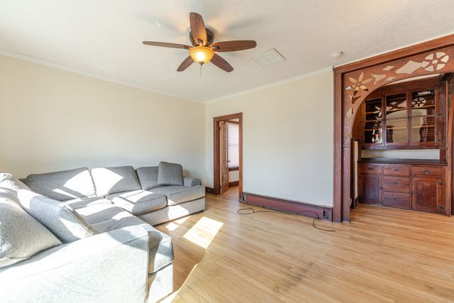 405 W High Street, Sycamore, IL 60178