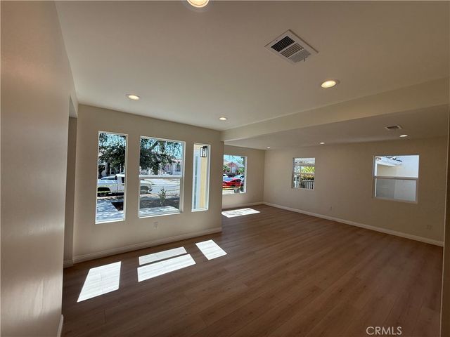 8959 San Luis, South Gate, CA 90280