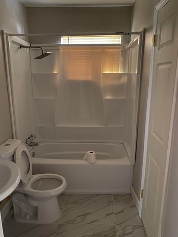 2080 SHARON LN, Memphis, TN 38127