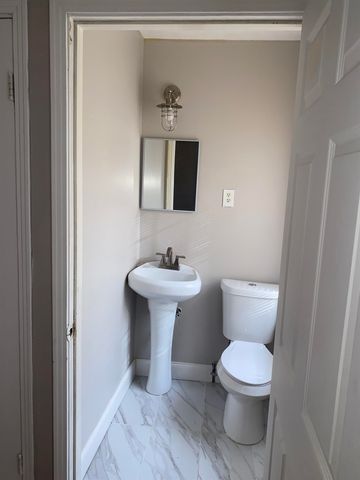 2080 SHARON LN, Memphis, TN 38127