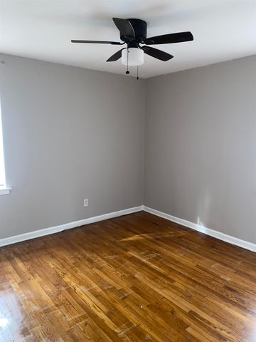 2080 SHARON LN, Memphis, TN 38127