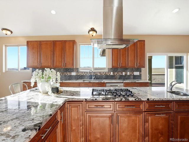 14077 Indianfield Court, Hudson, CO 80642