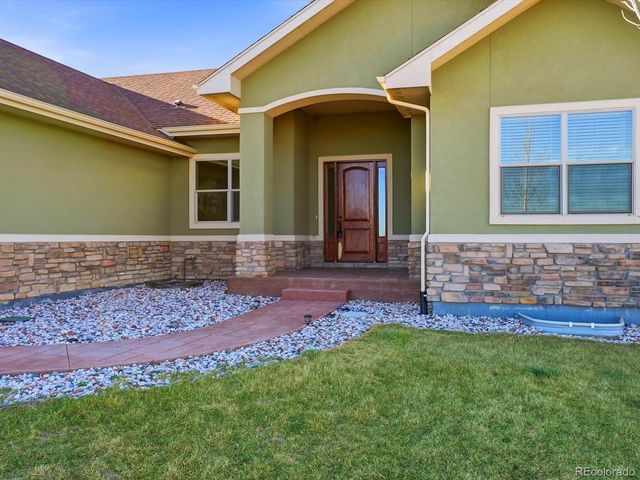 14077 Indianfield Court, Hudson, CO 80642