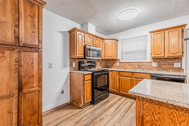 2618 Centerville Road, Dallas, TX 75228