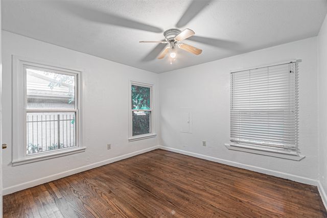 2618 Centerville Road, Dallas, TX 75228