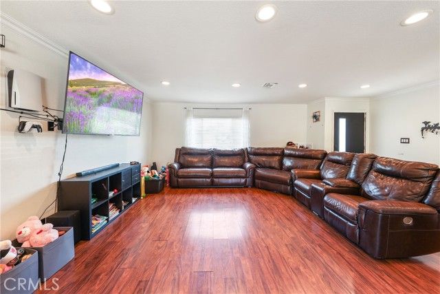 1535 S Pinkerton Road, Glendora, CA 91740