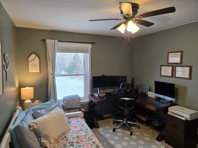 237 Royal Ridge Drive, Oconomowoc, WI 53066