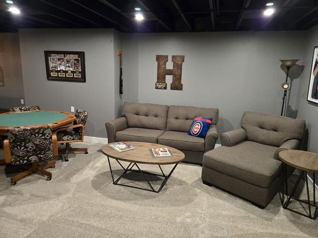 237 Royal Ridge Drive, Oconomowoc, WI 53066