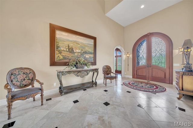 990 Stonecastle Drive, O'fallon, MO 63366