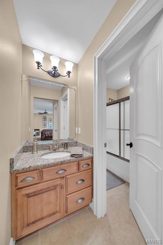 990 Stonecastle Drive, O'fallon, MO 63366