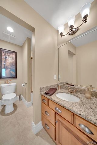 990 Stonecastle Drive, O'fallon, MO 63366