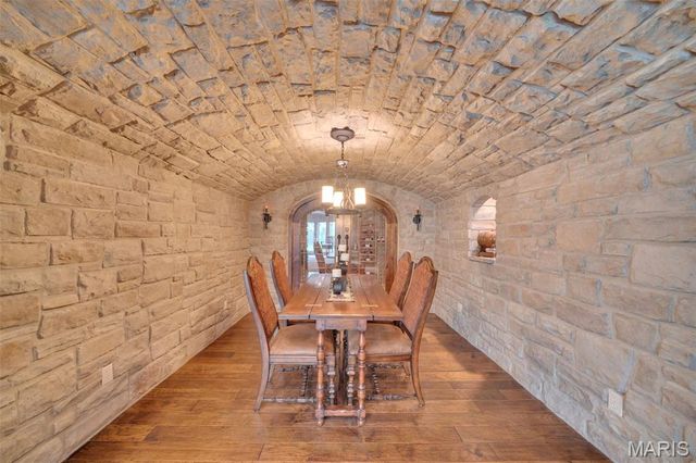 990 Stonecastle Drive, O'fallon, MO 63366