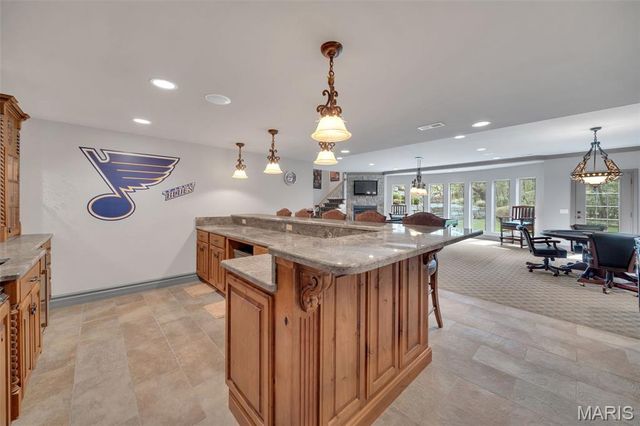 990 Stonecastle Drive, O'fallon, MO 63366