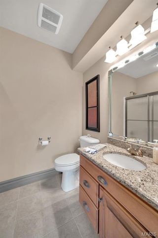 990 Stonecastle Drive, O'fallon, MO 63366