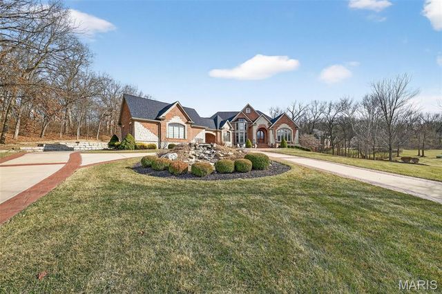 990 Stonecastle Drive, O'fallon, MO 63366