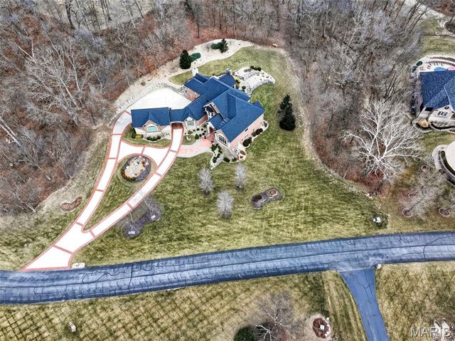 990 Stonecastle Drive, O'fallon, MO 63366