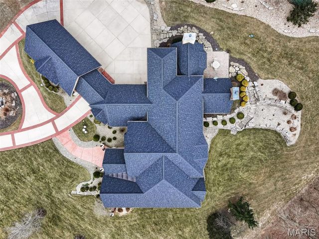 990 Stonecastle Drive, O'fallon, MO 63366