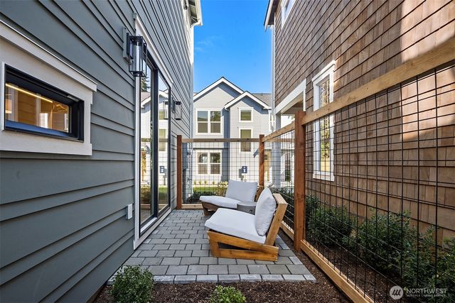 12507 NE 94th Street, Kirkland, WA 98033
