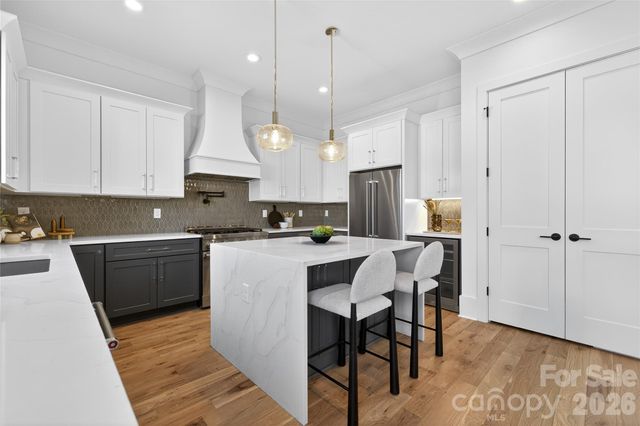 16311 Riverpointe Drive, Charlotte, NC 28278