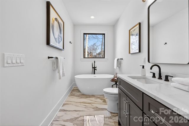 16311 Riverpointe Drive, Charlotte, NC 28278