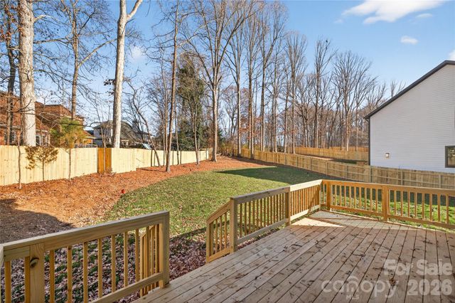 16311 Riverpointe Drive, Charlotte, NC 28278