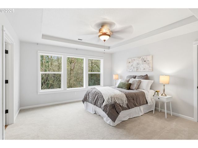 368 N FAIRWAY St, Newberg, OR 97132