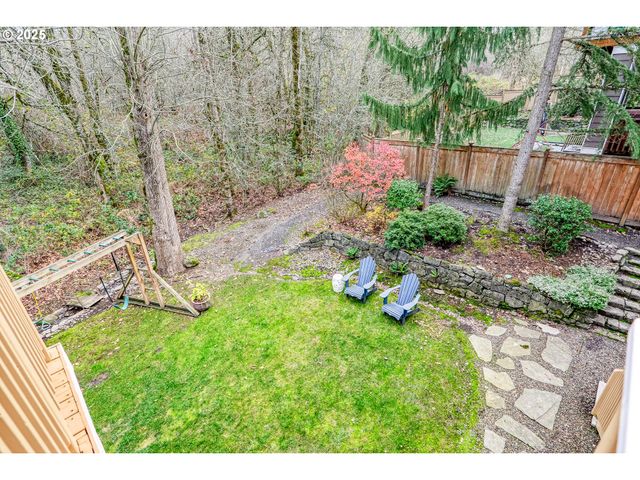 368 N FAIRWAY St, Newberg, OR 97132