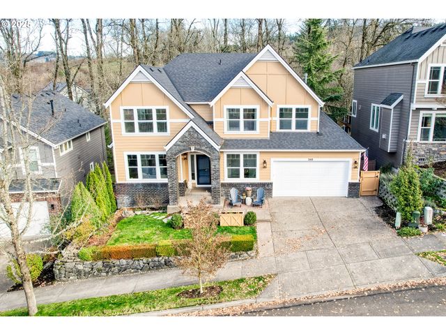 368 N FAIRWAY St, Newberg, OR 97132