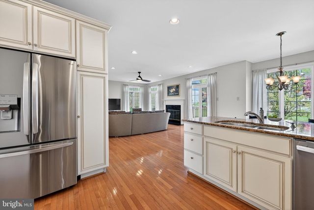 6 LANDON WAY, Exton, PA 19341