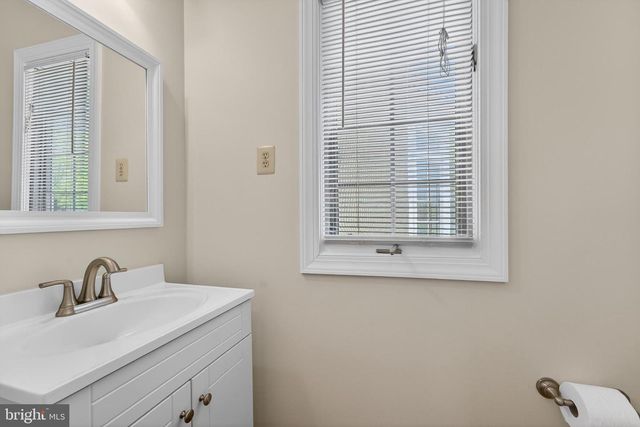 6 LANDON WAY, Exton, PA 19341