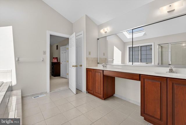 6 LANDON WAY, Exton, PA 19341