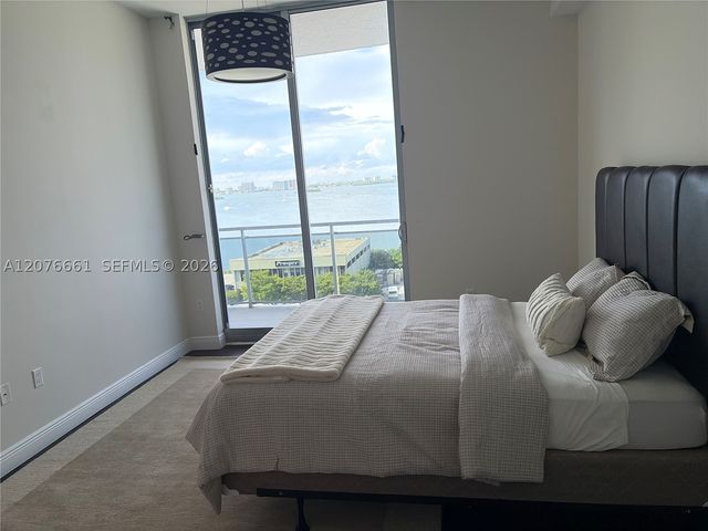 7901 Hispanola Ave 807, North Bay Village, FL 33141