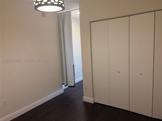 7901 Hispanola Ave 807, North Bay Village, FL 33141