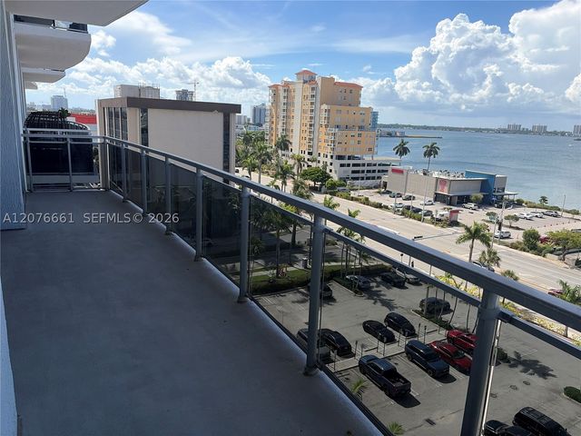 7901 Hispanola Ave 807, North Bay Village, FL 33141
