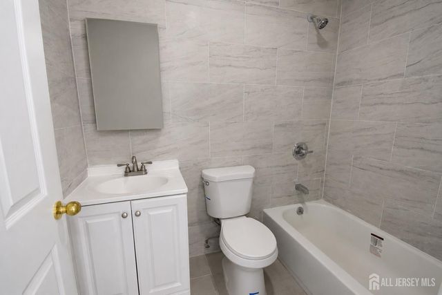12 Ford Avenue, Franklin Twsp, NJ 08873