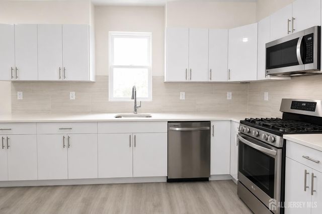 12 Ford Avenue, Franklin Twsp, NJ 08873