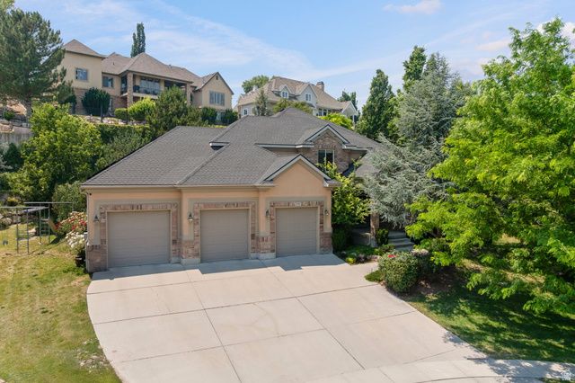 11486 S MARKRIDGE CIR, South Jordan, UT 84095