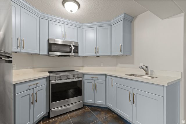 11486 S MARKRIDGE CIR, South Jordan, UT 84095