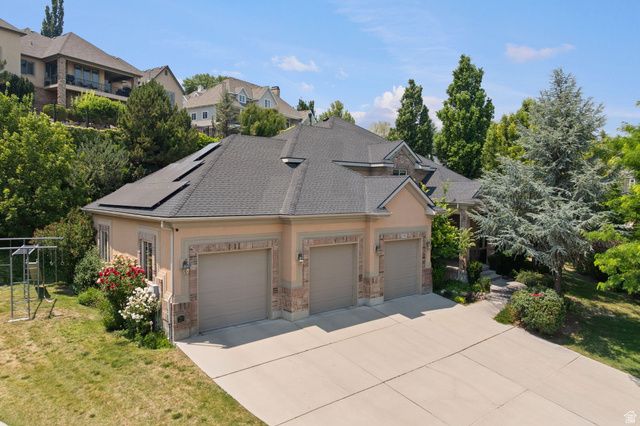 11486 S MARKRIDGE CIR, South Jordan, UT 84095