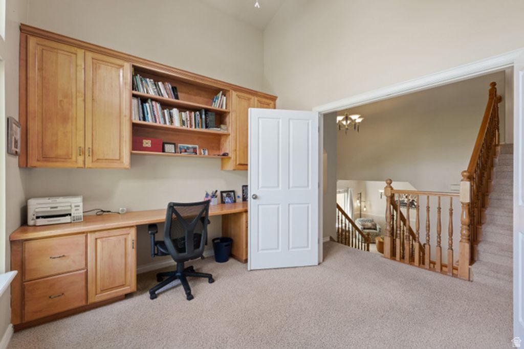 Image 23 of property listing at 11486 S MARKRIDGE CIR, South Jordan, UT 84095