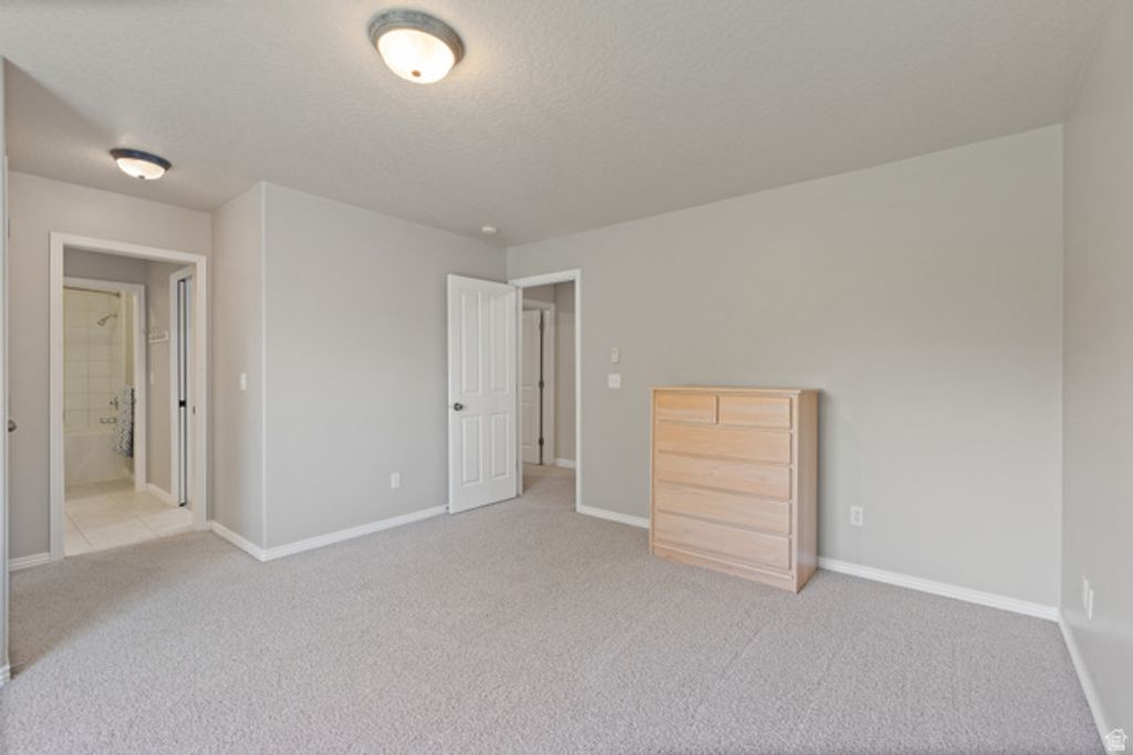 Image 35 of property listing at 11486 S MARKRIDGE CIR, South Jordan, UT 84095