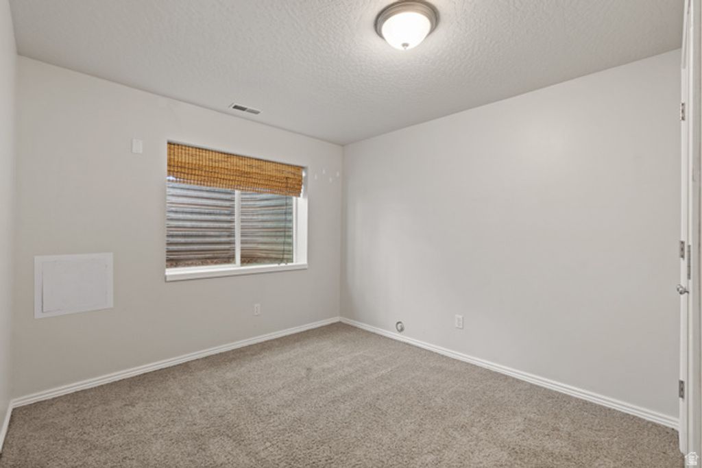 Image 49 of property listing at 11486 S MARKRIDGE CIR, South Jordan, UT 84095
