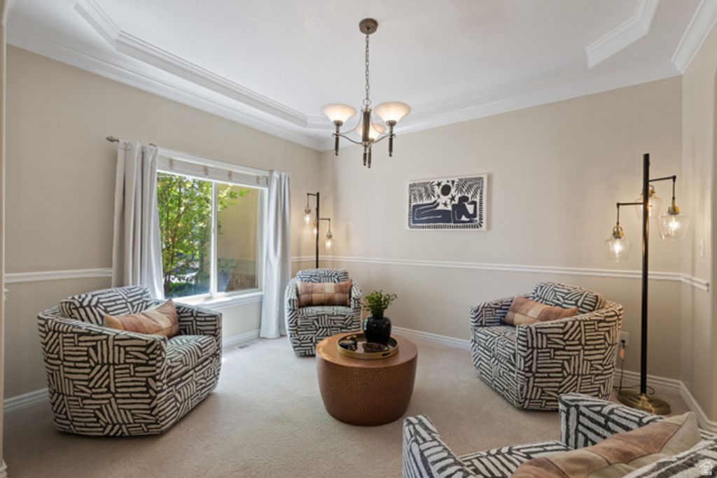 Image 6 of property listing at 11486 S MARKRIDGE CIR, South Jordan, UT 84095