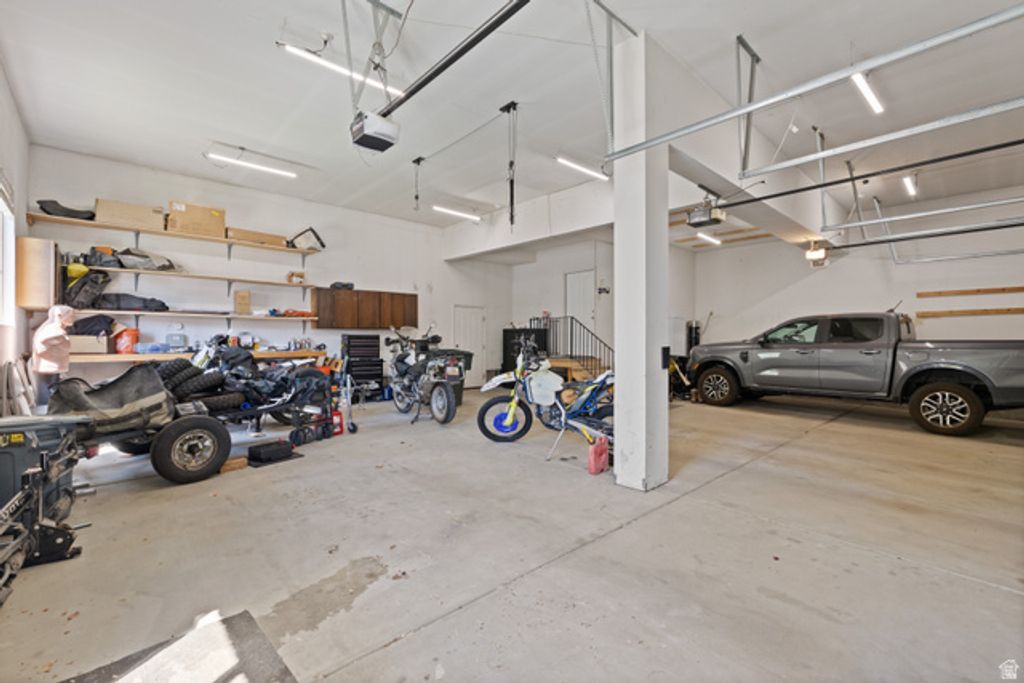 Image 55 of property listing at 11486 S MARKRIDGE CIR, South Jordan, UT 84095