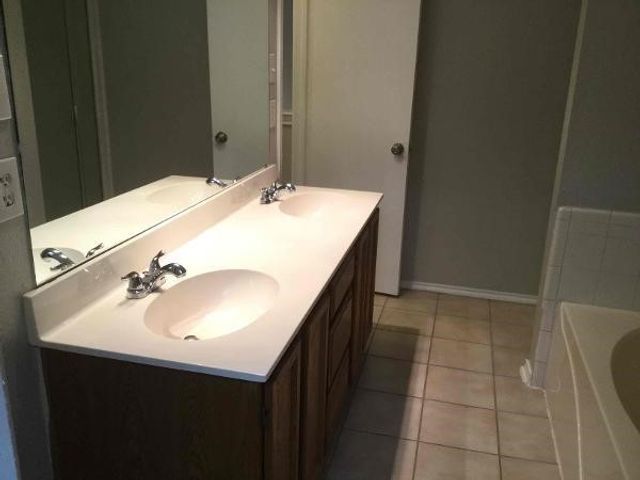 1150 Lombard Lane, Duncanville, TX 75137