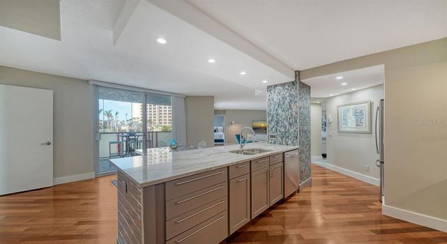 1111 N GULFSTREAM AVENUE 4E, Sarasota, FL 34236
