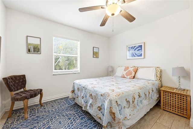 2347 Harbor RD, Naples, FL 34104