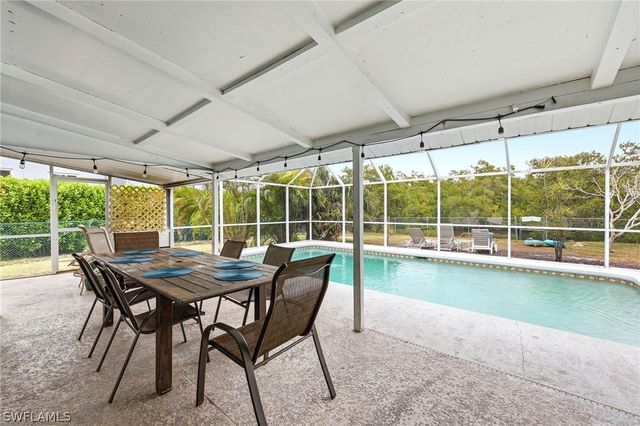 2347 Harbor RD, Naples, FL 34104