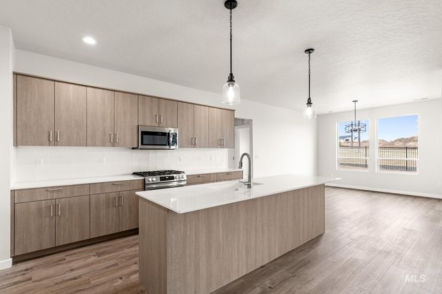 5419 S Danforth Ave, Nampa, ID 83686