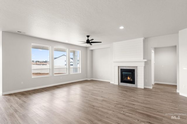 5419 S Danforth Ave, Nampa, ID 83686